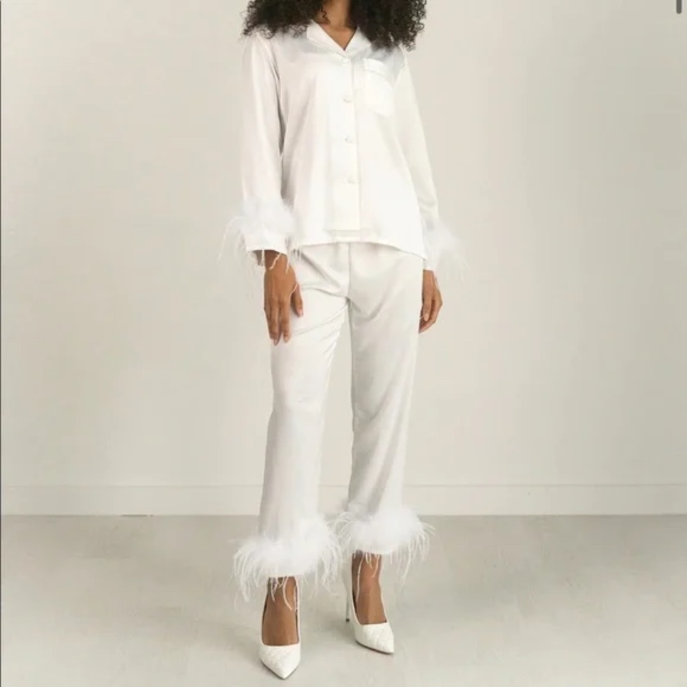 BON VIVIANN Cloud Feather Daydreamer Pajamas - White - XS - GREAT CONDITION!